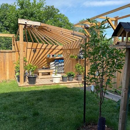 Entire Basement With 3 Bedrooms Niagara Falls Exterior foto