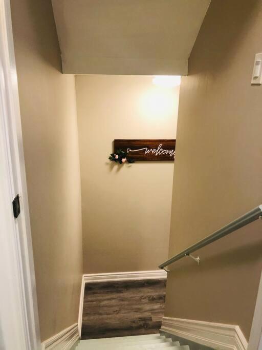 Entire Basement With 3 Bedrooms Niagara Falls Exterior foto